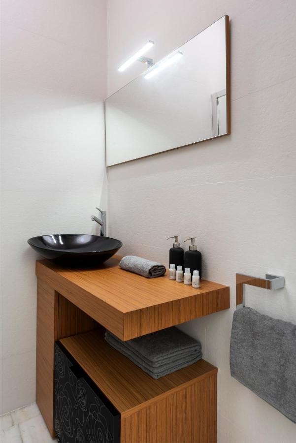Apartamentos Catedral Seville Ngoại thất bức ảnh